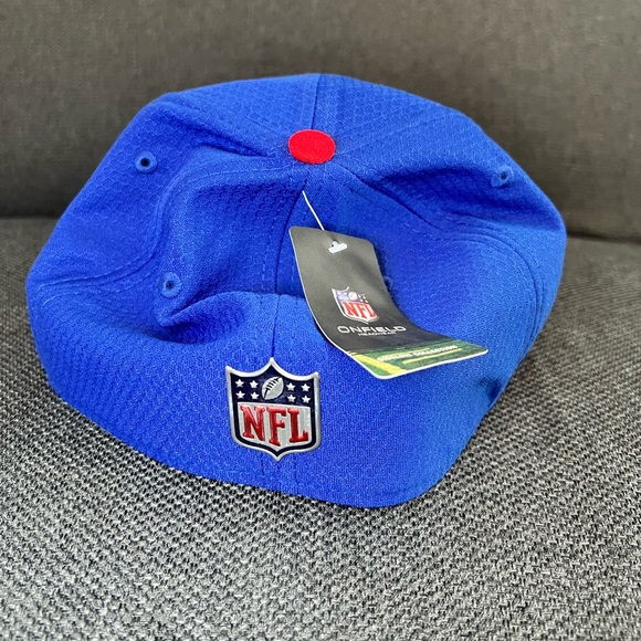 New York Giants New Era 2017 NFL Sideline 39THIRTY Fitted Hat- Royal - Picture 5 of 5